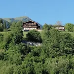 Feriegård Apartment-chalet Moedlinghof *