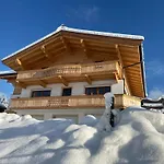 Apartment-chalet Moedlinghof Feriegård Hopfgarten im Brixental