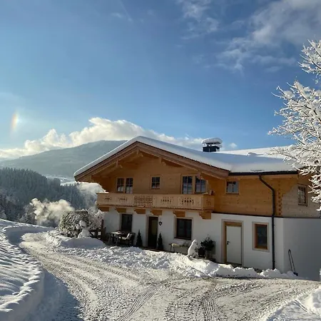 ファームステイ Apartment-chalet Moedlinghof ホップフガルテン・イム・ブリクセンタール